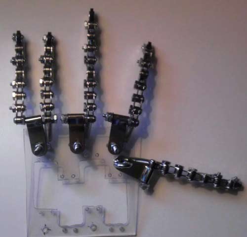 Arduino-robotic-hand-on-lexan-sheet