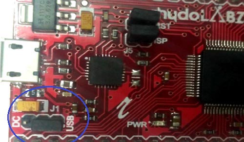 ARM7-LPC2148 Jumper in USB position