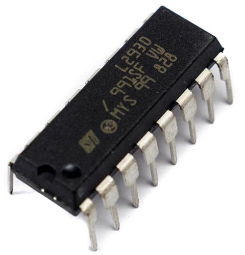 L293D Motor Driver IC